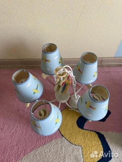 Люстра в детскую комнату