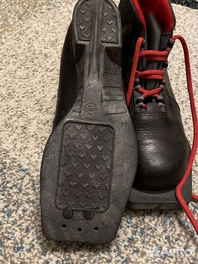 Лыжные ботинки, размер 36