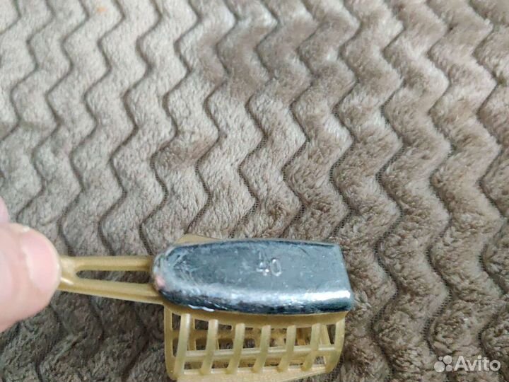 Кормушка фидерная пластиковая, есть любой вес