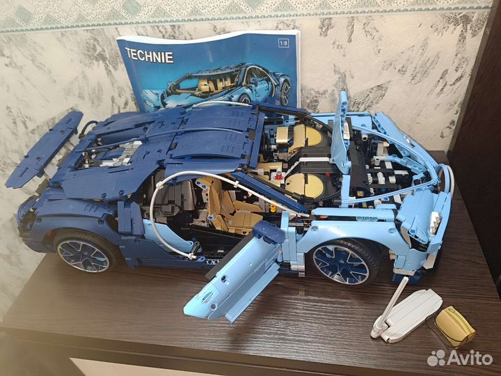 Конструктор Technie Bugatti (собран)