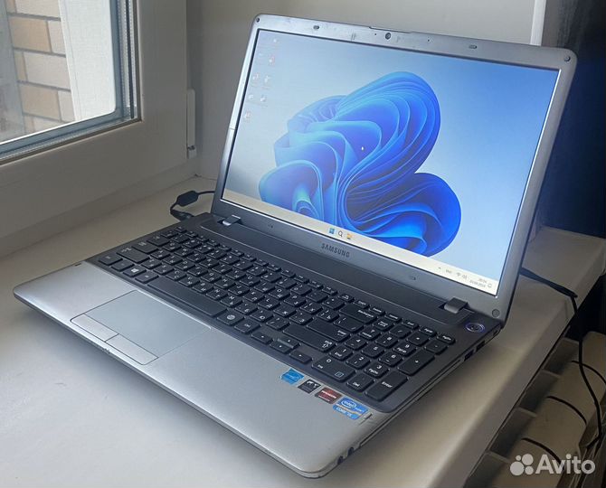 Samsung 15.6/core i5/ram16gb/240ssd/500hdd