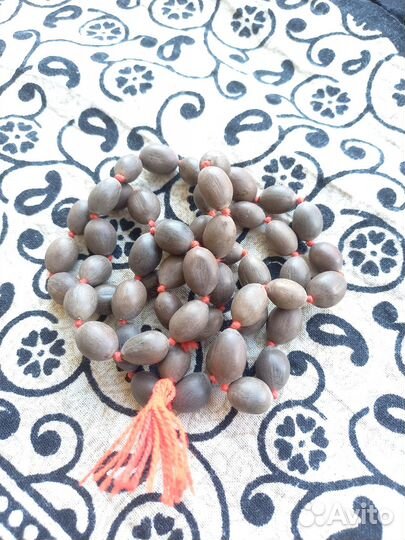 Лакшми. Семена Лотоса. Чётки