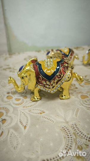 Коллекционный набор слонов (шкатулки)