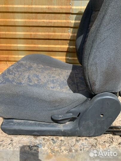 Сиденье переднее левое Chevrolet Lanos A15SMS 2007