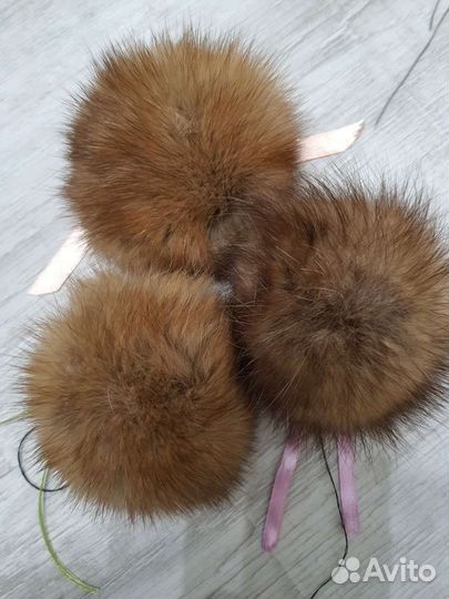 Помпон соболь
