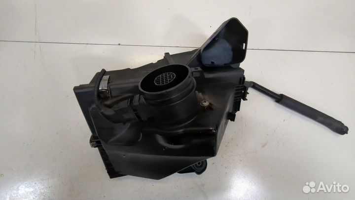 Корпус воздушного фильтра BMW 3 E90, E91, E92, E93