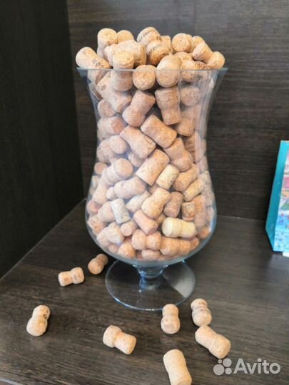 Пробки от шампанского и вина