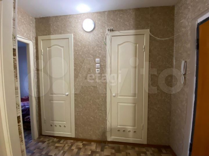 2-к. квартира, 35 м², 3/10 эт.