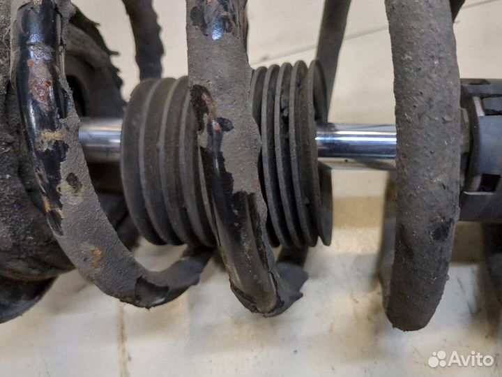 Амортизатор подвески Volvo 740, 1990