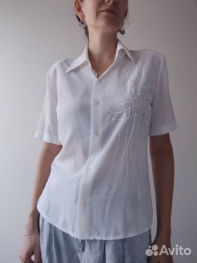 Блузки белые