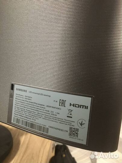 Монитор Samsung