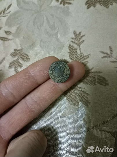 Значок о-во Красного Креста