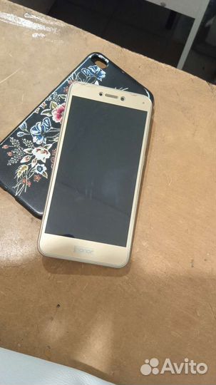 Смартфоны бу honor