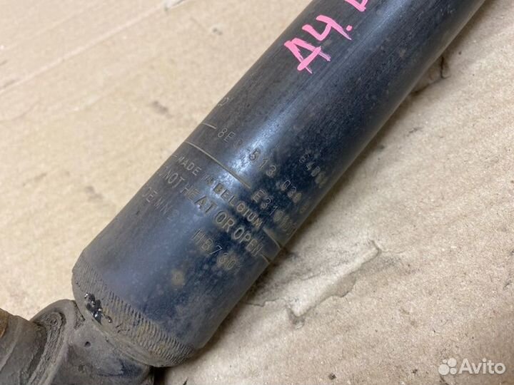 Амортизатор задний Audi A4 8E AUK 2006