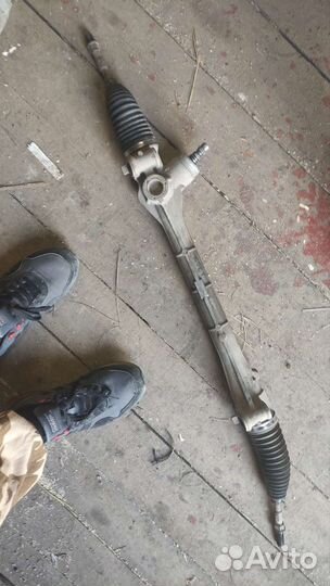Рулевая рейка corolla e150 auris f800000921b