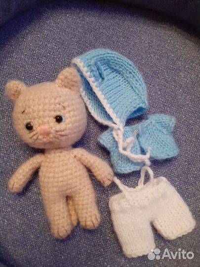 Вязаные игрушки Кошечка с котёнком