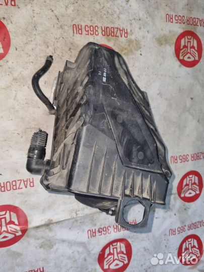 Корпус воздушного фильтра Audi A4 B7 BFB 2006
