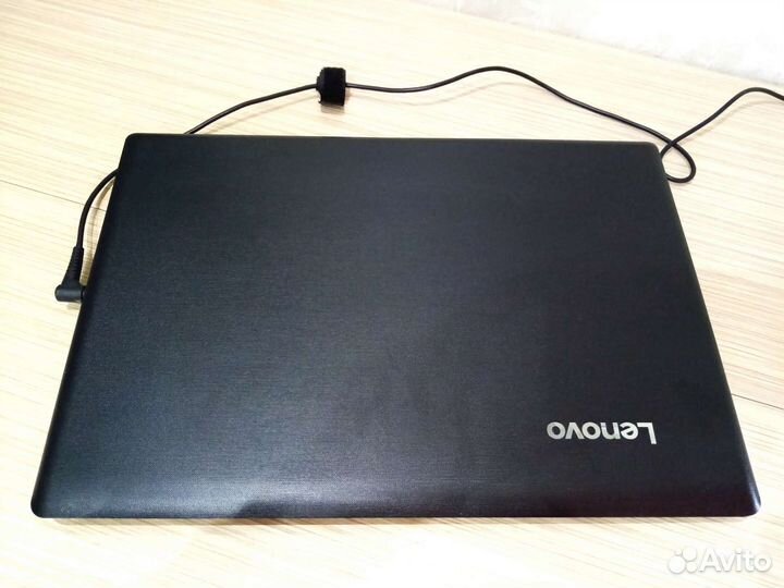 Lenovo ноутбук