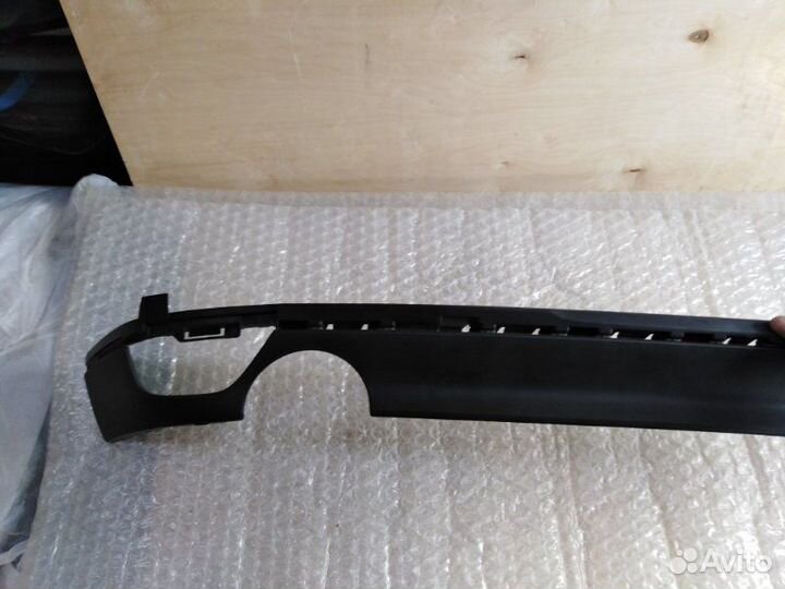 Накладка бампера задняя Renault Laguna 2008-2015