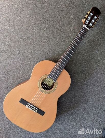 Классическая гитара Raimundo Bossa Nova (Испания)