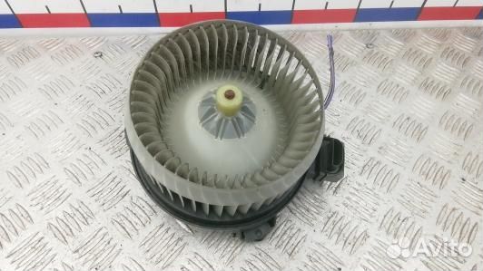 Моторчик печки dodge caliber (6BR15KK01)