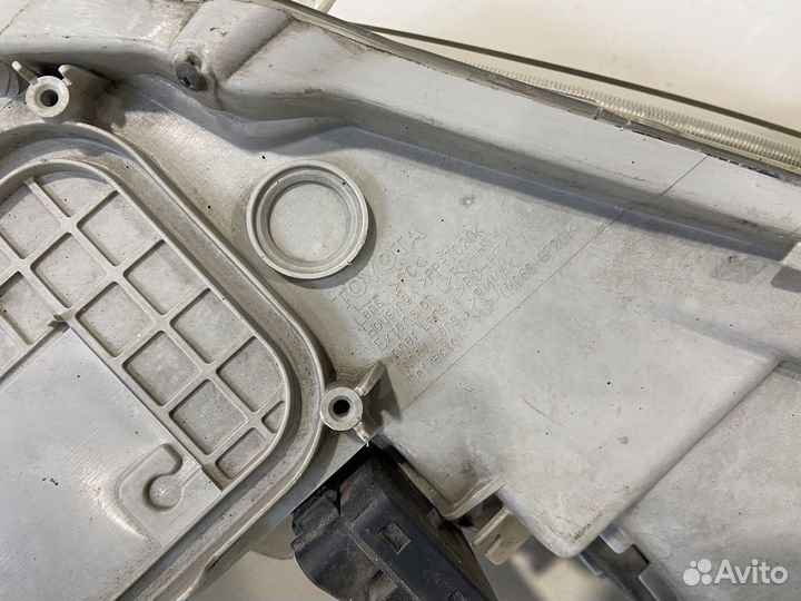 Фары toyota camry 40 оригинал до рест