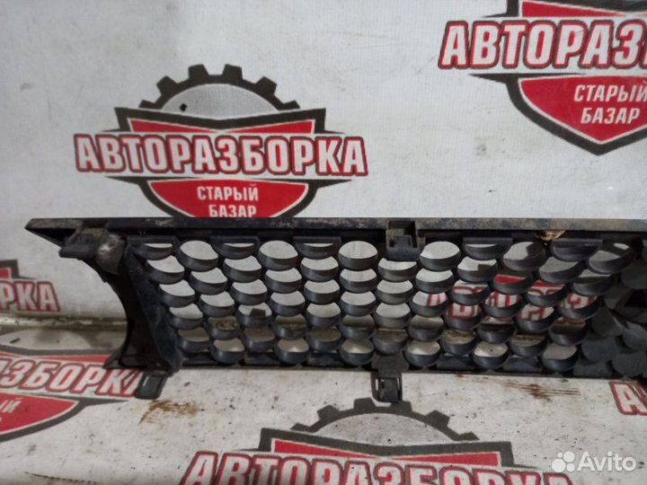 Решетка радиатора Daihatsu Move L900S efve 2004