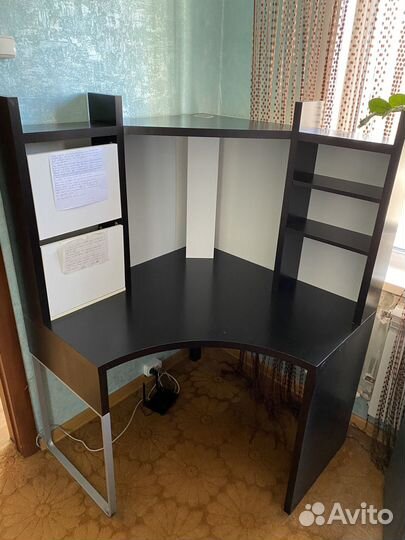 Компьютерный стол IKEA mikke