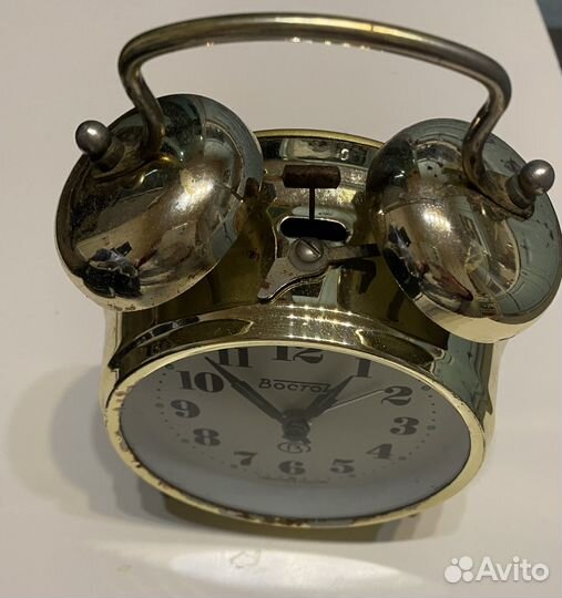 Часы будильник Восток СССР