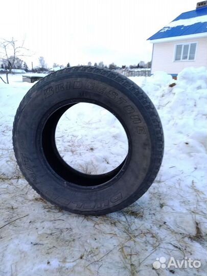 Bridgestone Dueler H/T 265/65 R17