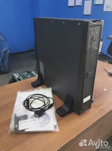 Источник бесперебойного питания Smart-UPS SC1500I