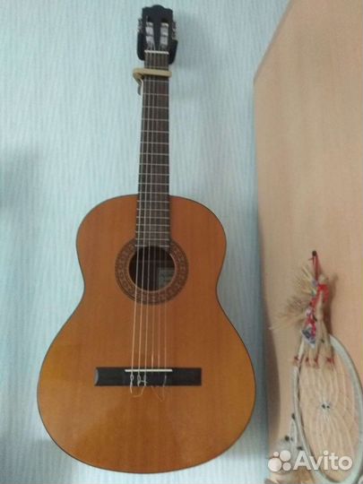 Крепление для гитары настенное