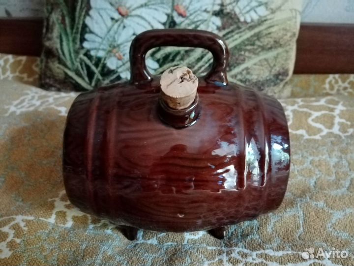 Ваза, сарат. хрусталь. Штоф-бочонок,керамика. СССР