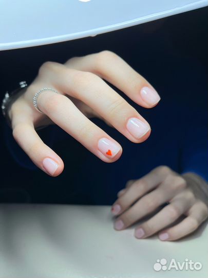 Маникюр наращивание ногтей