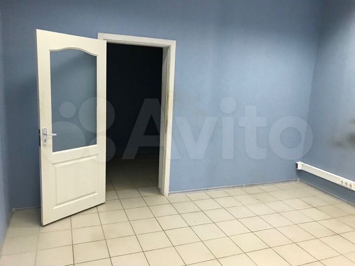 Продам помещение свободного назначения, 348.3 м²