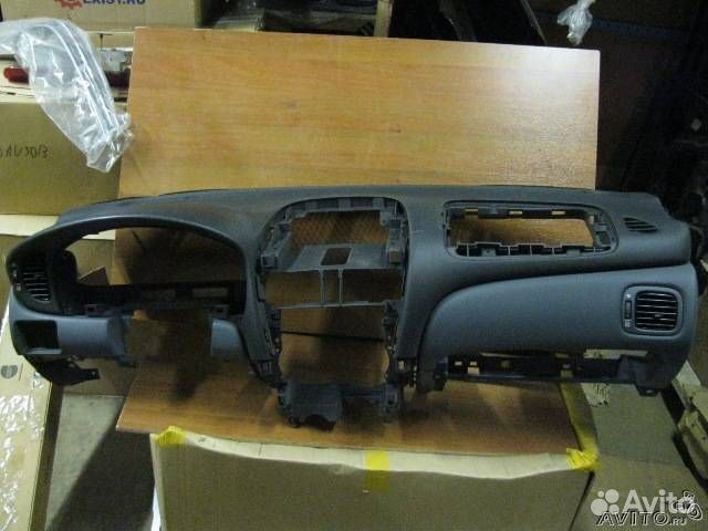 Панель приборов Nissan Almera N16 68200BN900