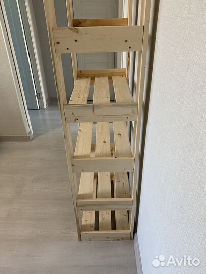 Полки стеллажи деревянные