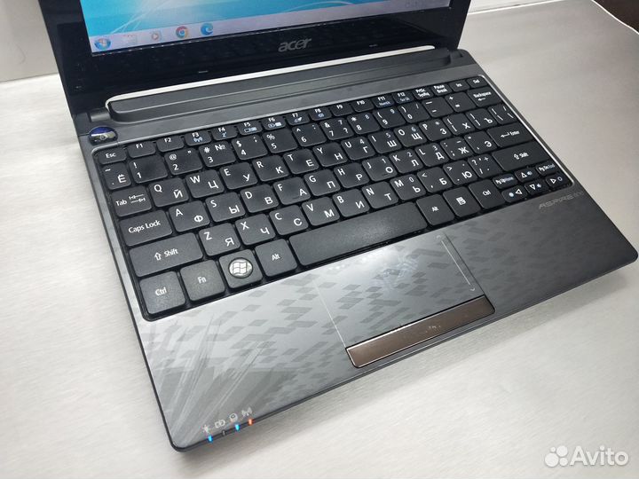 Нетбук acer aspire one