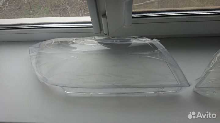 Стекла фар бмв Е90 Е91 2005-2012 галоген