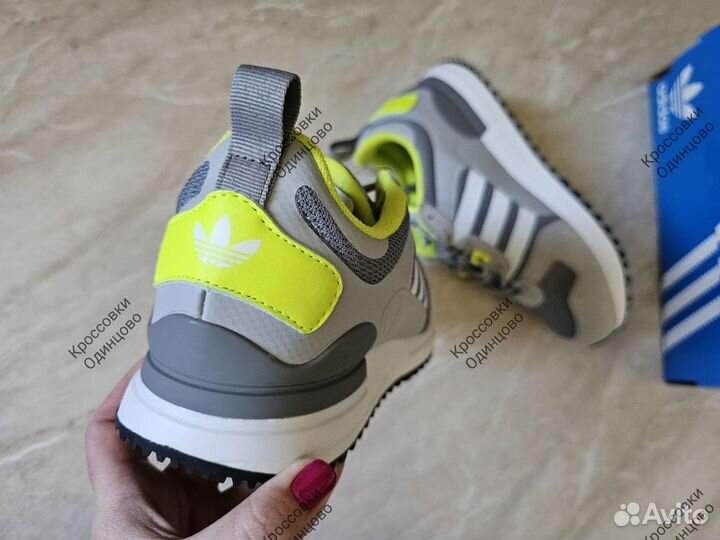 Кроссовки Adidas ZX 700 HD