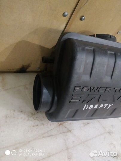 Резонатор воздушного фильтра Jeep Liberty KJ