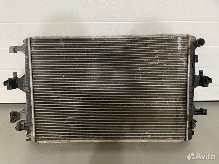 Радиатор охлаждения Volkswagen T5