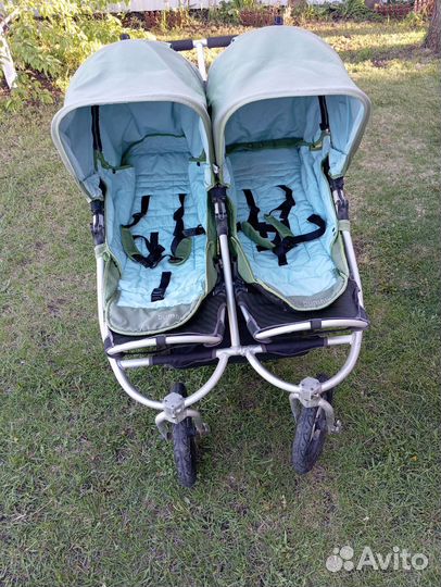 Коляска для двойни