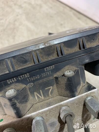 Блок управления тормозами/насос ABS Mazda Mazda6