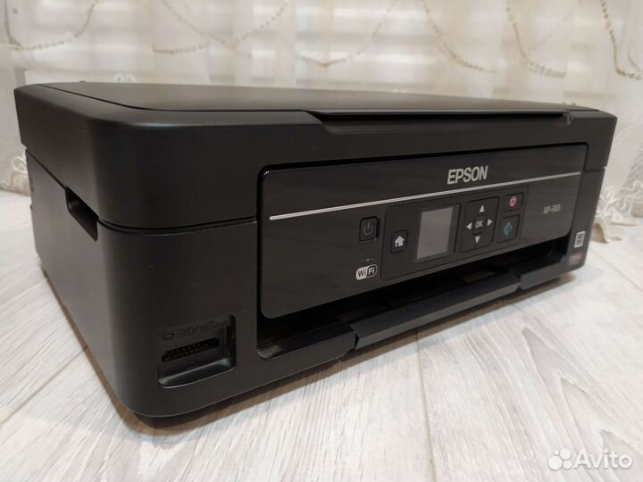 Мфу Принтер/сканер/копир Epson, на запчасти