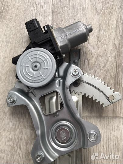 Стеклоподъемники на mitsubishi lancer 10