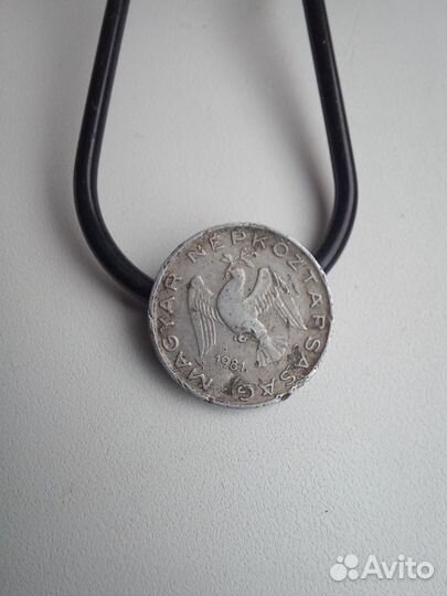 Монета Венгрия 10 филлеров и 20 филлеров