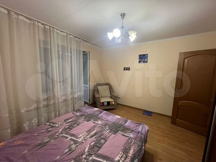 2-к. квартира, 70 м², 2/10 эт.