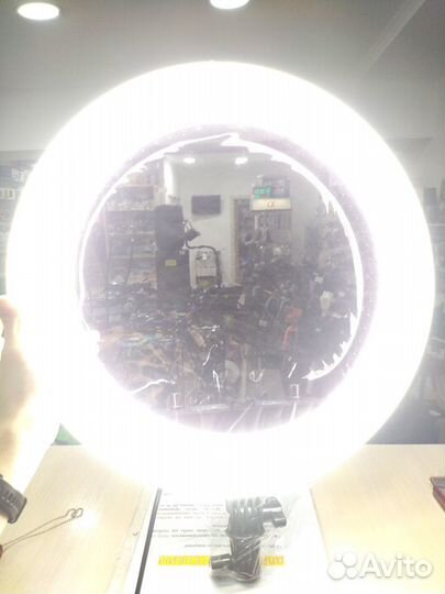 Кольцевая Лампа 18