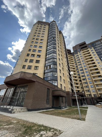 2-к. квартира, 65,5 м², 5/17 эт.